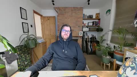 crouchendtiger online show from 03/05/26, 11:56