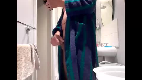 croup45 online show from 11/19/25, 08:03