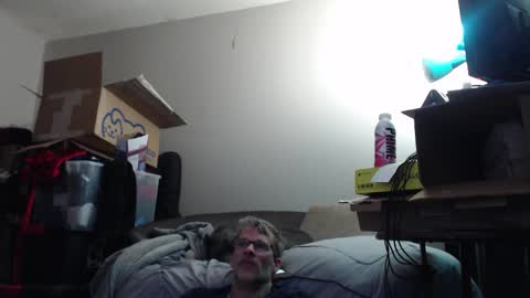 Snapshot of crownandkat chatting on 02/08/26, 04:21 Crownandkat online show from 02/08/26, 04:21