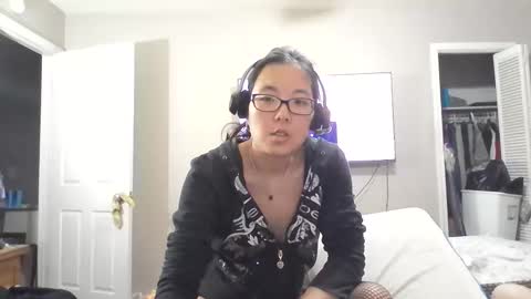 Snapshot of crownandkat chatting on 02/23/26, 04:43 Crownandkat online show from 02/23/26, 04:43