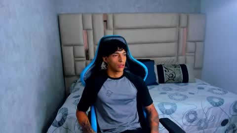 Snapshot of croy_myer chatting on 02/26/26, 10:03 Croy online show from 02/26/26, 10:03