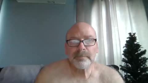 Snapshot of cruising_guy chatting on 05/21/26, 11:06 fun guy online show from 05/21/26, 11:06
