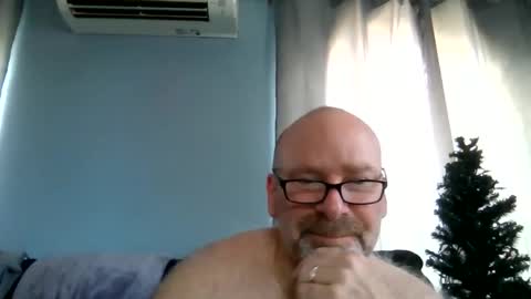 Snapshot of cruising_guy chatting on 06/05/26, 01:17 fun guy online show from 06/05/26, 01:17