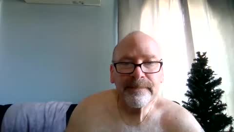 Snapshot of cruising_guy chatting on 06/11/26, 01:31 fun guy online show from 06/11/26, 01:31