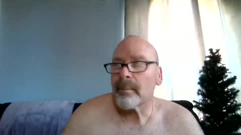 Snapshot of cruising_guy chatting on 06/16/26, 11:57 fun guy online show from 06/16/26, 11:57