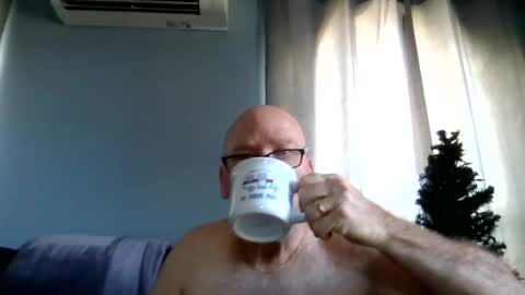 Snapshot of cruising_guy chatting on 06/25/26, 12:20 fun guy online show from 06/25/26, 12:20