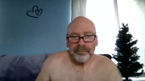 Snapshot of cruising_guy chatting on 06/29/26, 12:38 fun guy online show from 06/29/26, 12:38