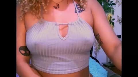 crysrus online show from 10/11/25, 01:38