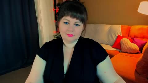 Anna online show from 05/19/26, 05:03