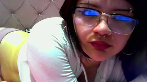 crystal0107 online show from 03/25/26, 05:02