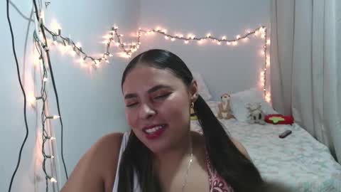 Snapshot of crystal_1991 chatting on 10/03/25, 04:31 CRYSTAL 1991 online show from 10/03/25, 04:31