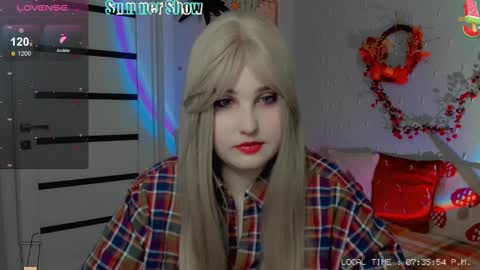 Snapshot of crystal__chris chatting on 12/04/24, 05:33 Chris online show from 12/04/24, 05:33