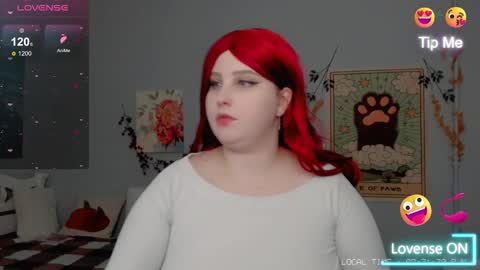 Snapshot of crystal__chris chatting on 10/28/25, 05:26 Chris online show from 10/28/25, 05:26