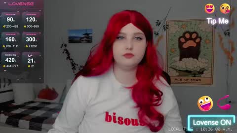 Snapshot of crystal__chris chatting on 11/18/25, 08:30 Chris online show from 11/18/25, 08:30