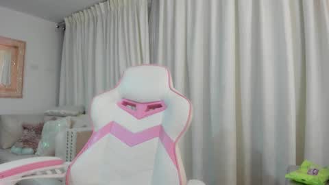 angie  online show from 02/04/26, 03:56