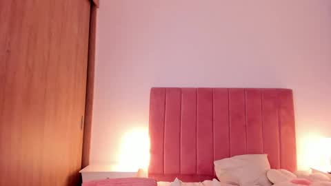  Crystal  online show from 01/26/25, 11:17