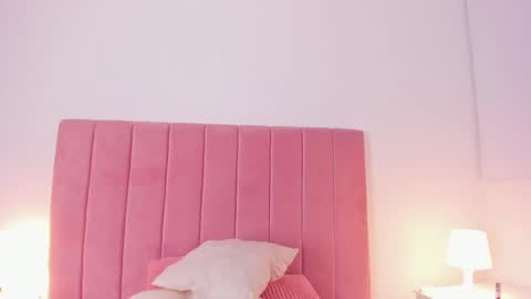  Crystal  online show from 02/23/25, 10:17