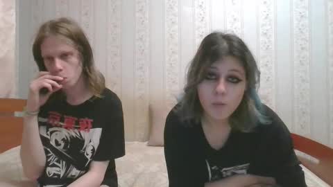 Snapshot of crystal_porn_love chatting on 12/05/24, 06:00 Crystal and Marcl online show from 12/05/24, 06:00