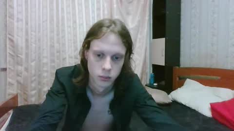 Snapshot of crystal_porn_love chatting on 12/28/24, 02:53 Crystal and Marcl online show from 12/28/24, 02:53