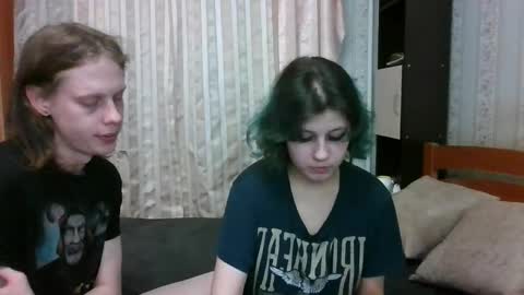 Snapshot of crystal_porn_love chatting on 03/05/25, 08:21 Crystal and Marcl online show from 03/05/25, 08:21