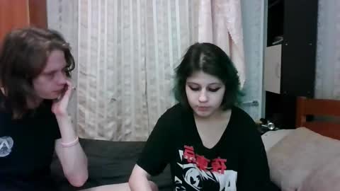 Snapshot of crystal_porn_love chatting on 03/08/25, 06:37 Crystal and Marcl online show from 03/08/25, 06:37