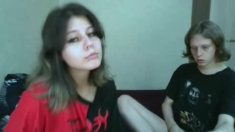 Snapshot of crystal_porn_love chatting on 09/20/25, 12:17 Crystal and Marcl online show from 09/20/25, 12:17