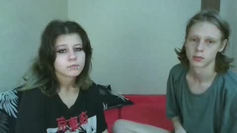 Snapshot of crystal_porn_love chatting on 10/04/25, 12:58 Crystal and Marcl online show from 10/04/25, 12:58