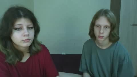 Snapshot of crystal_porn_love chatting on 10/28/25, 02:37 Crystal and Marcl online show from 10/28/25, 02:37