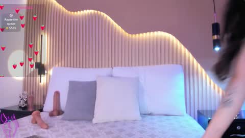 Chris online show from 02/08/26, 03:37