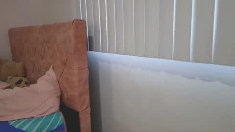 Crystal Blaze online show from 11/05/25, 10:48