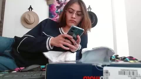 Crystal Blaze online show from 02/27/26, 01:44