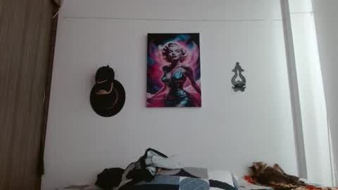 Crystal Blaze online show from 03/28/26, 03:33