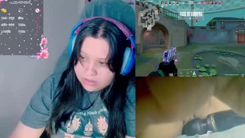 Snapshot of crystal_velvet01 chatting on 12/06/24, 04:36 crystal online show from 12/06/24, 04:36