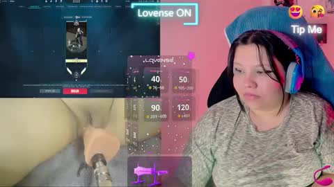 Snapshot of crystal_velvet01 chatting on 01/15/25, 07:37 crystal online show from 01/15/25, 07:37