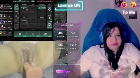 Snapshot of crystal_velvet01 chatting on 01/18/25, 06:03 crystal online show from 01/18/25, 06:03