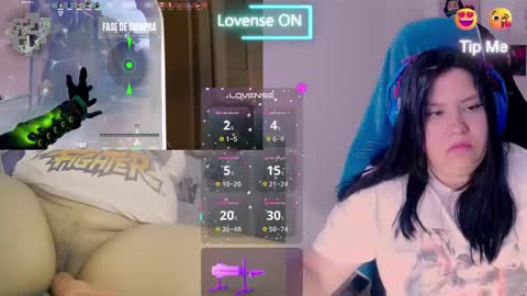 Snapshot of crystal_velvet01 chatting on 01/18/25, 09:13 crystal online show from 01/18/25, 09:13