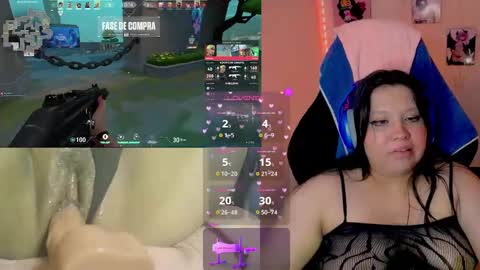 Snapshot of crystal_velvet01 chatting on 02/22/25, 04:30 crystal online show from 02/22/25, 04:30