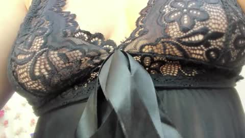 Snapshot of crystal_watson0 chatting on 06/08/26, 02:28 Milf Latina online show from 06/08/26, 02:28
