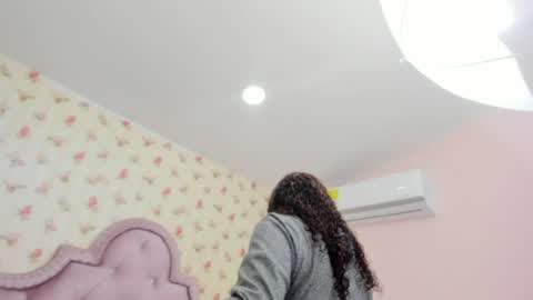 Snapshot of crystal_watson0 chatting on 08/02/26, 12:58 Milf Latina online show from 08/02/26, 12:58