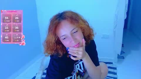 Snapshot of crystal_weber04 chatting on 02/26/26, 04:44 crystal_weber04 online show from 02/26/26, 04:44