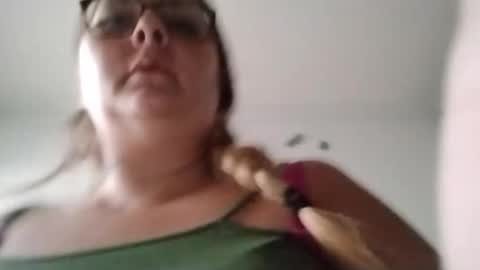 Snapshot of crystalbarbie214 chatting on 09/17/25, 12:18 crystalbarbie214 online show from 09/17/25, 12:18