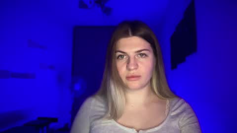 crystalblush01 online show from 04/10/26, 06:34