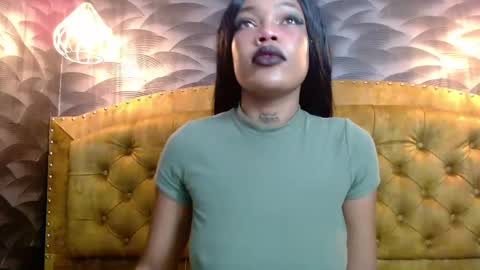 Crystal online show from 10/21/25, 08:20