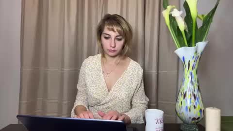 Mary online show from 07/21/26, 08:33
