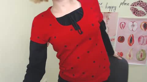 Stella online show from 01/13/25, 02:42