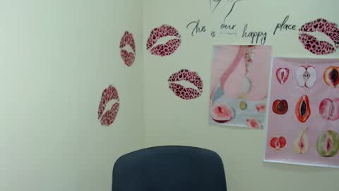 Stella online show from 02/06/25, 04:58