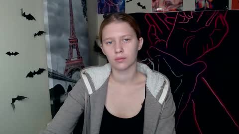 Stella online show from 10/31/25, 07:53