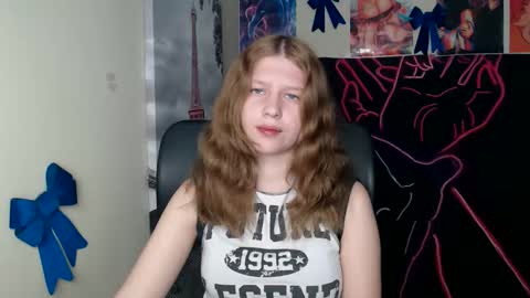 Stella online show from 03/31/26, 06:36