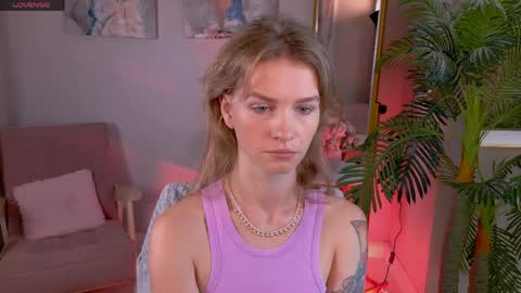 Crystal online show from 04/24/26, 06:05