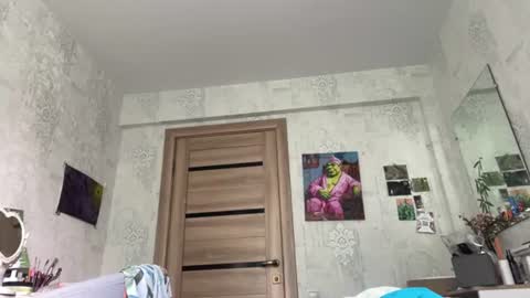 Snapshot of crystalstipp chatting on 07/12/26, 04:36 crystalstipp online show from 07/12/26, 04:36